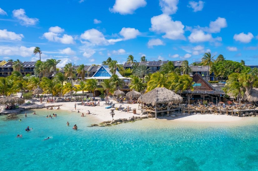 Lions Dive Beach Resort