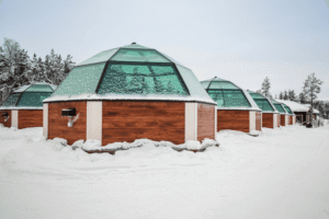glazen iglo in Lapland