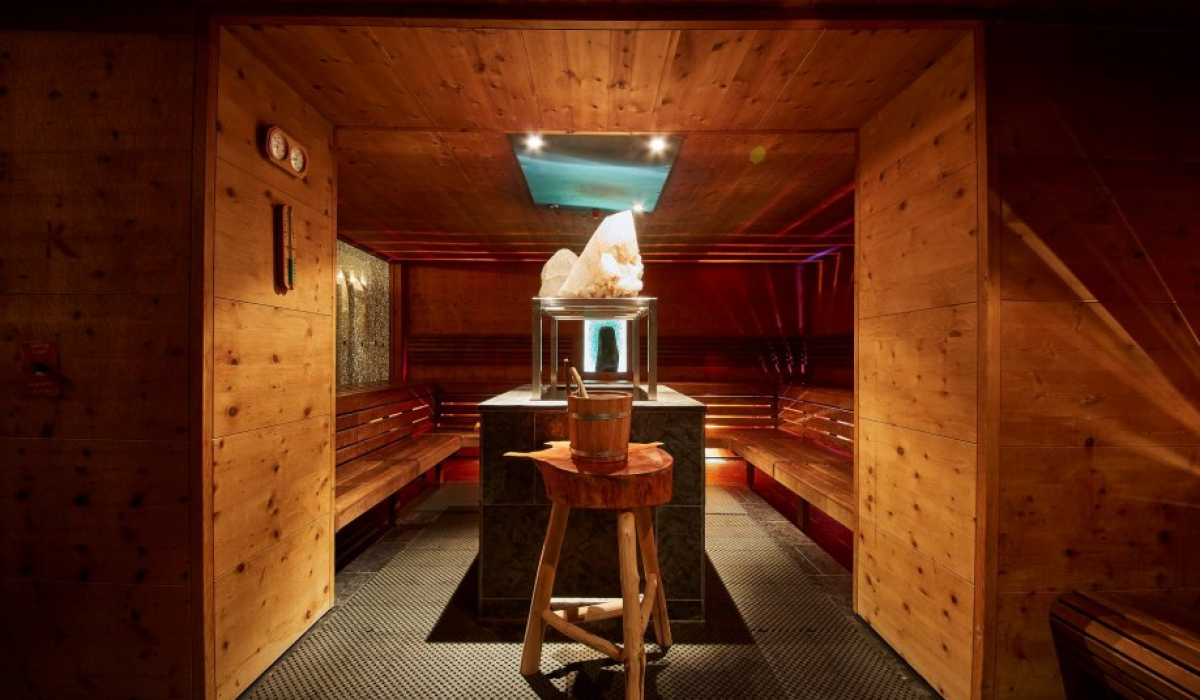 Alpine Palace sauna