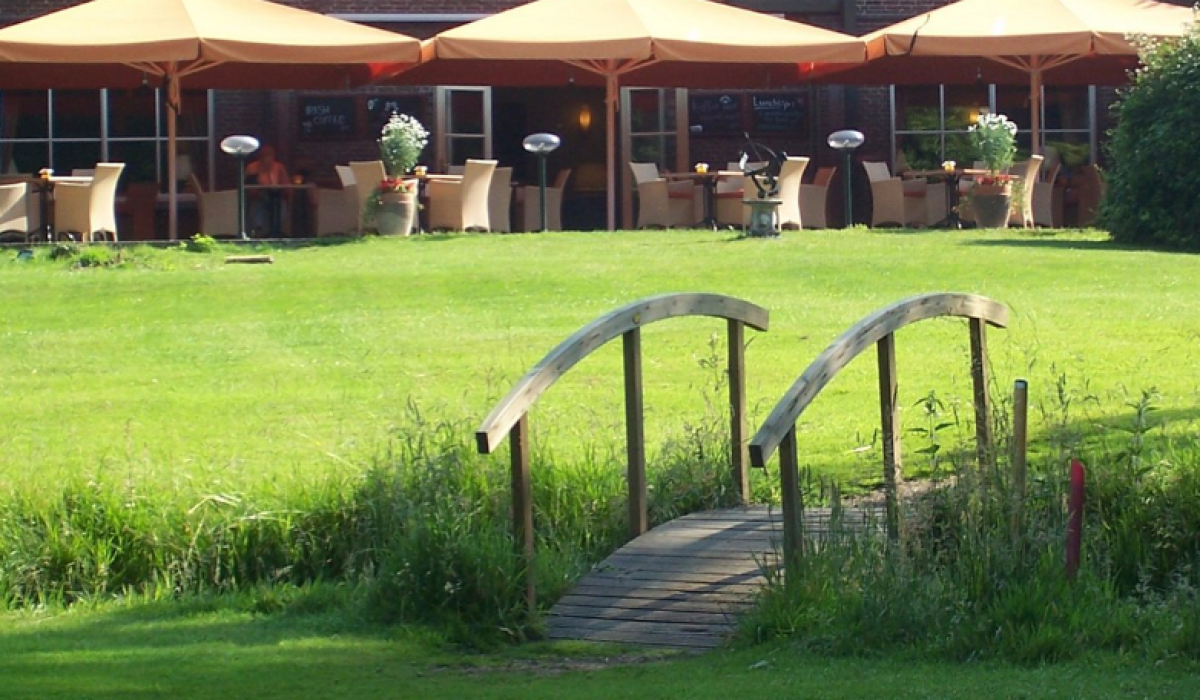 Hotel t Kruisselt terras